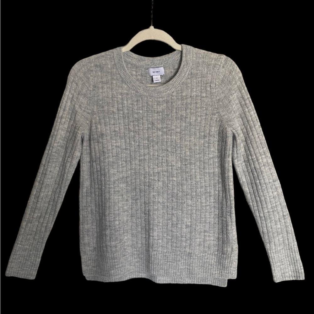 Womens Old Navy Super soft sweater/shirt. Size XS